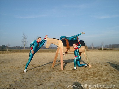 Spass beim Aufwrmen und Stretching mit OTTO!