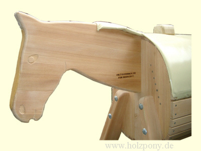 Otto Zubehr im Detail: Lederblesse, Holzpolster und Holz - Widerrist